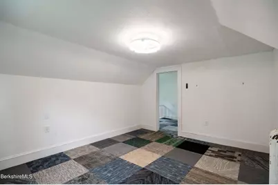 61 Sheffield St, Pittsfield, MA 01201 - Photo 25