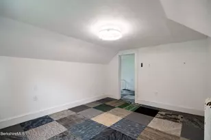 61 Sheffield St, Pittsfield, MA 01201 - Photo 25