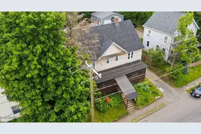 98 Lincoln St, Pittsfield, MA 01201 - Photo 1