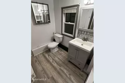 98 Lincoln St, Pittsfield, MA 01201 - Photo 13