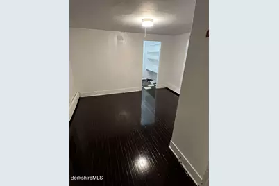 98 Lincoln St, Pittsfield, MA 01201 - Photo 9