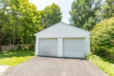 85 Somerset Ave, Pittsfield, MA 01201 - Photo 29