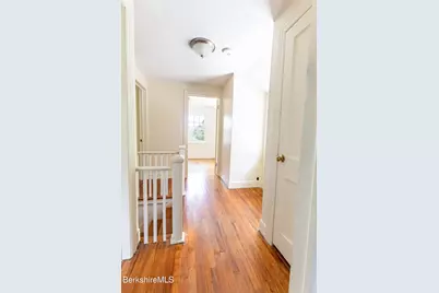 85 Somerset Ave, Pittsfield, MA 01201 - Photo 11