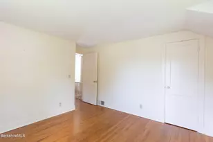 85 Somerset Ave, Pittsfield, MA 01201 - Photo 15