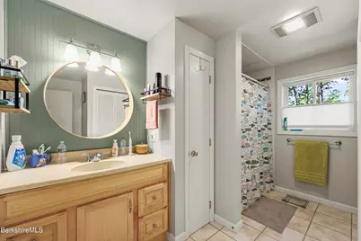 46 Linden Ln, Hinsdale, MA 01235 - Photo 27