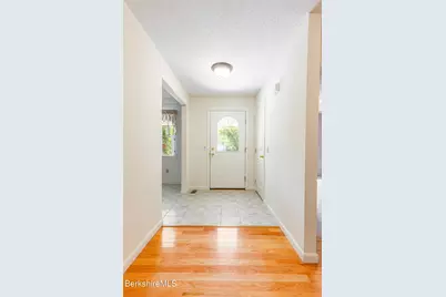 6 Kara Dr, Pittsfield, MA 01201 - Photo 27