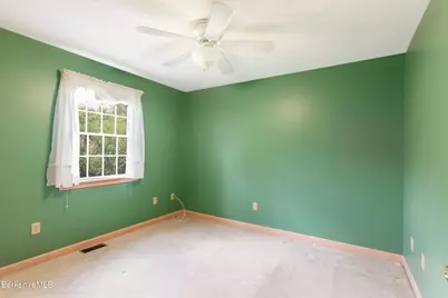 6 Kara Dr, Pittsfield, MA 01201 - Photo 31