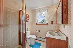 16 North St, North Adams, MA 01247 - Photo 25