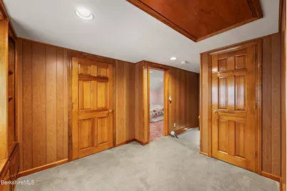 16 North St, North Adams, MA 01247 - Photo 19