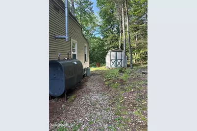26 Bear Hill Rd, Hinsdale, MA 01235 - Photo 7