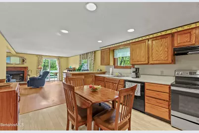 2519 Hancock Rd, Hancock, MA 01237 - Photo 17
