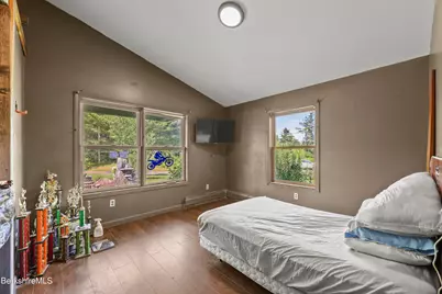 451 Williamstown Rd, Lanesborough, MA 01237 - Photo 25