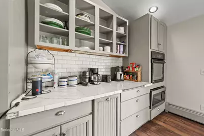 451 Williamstown Rd, Lanesborough, MA 01237 - Photo 15