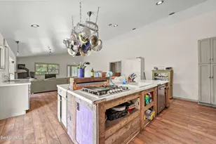 451 Williamstown Rd, Lanesborough, MA 01237 - Photo 13