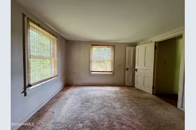 5 Apple St, Stockbridge, MA 01262 - Photo 25