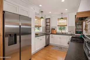 28 National St, Lanesborough, MA 01237 - Photo 11