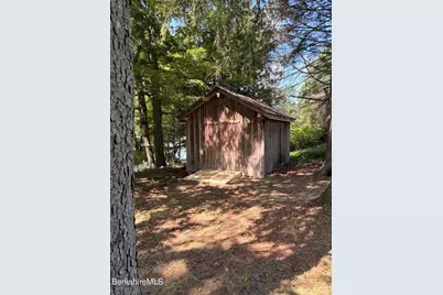 28 National St, Lanesborough, MA 01237 - Photo 43