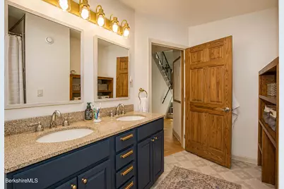 28 National St, Lanesborough, MA 01237 - Photo 15