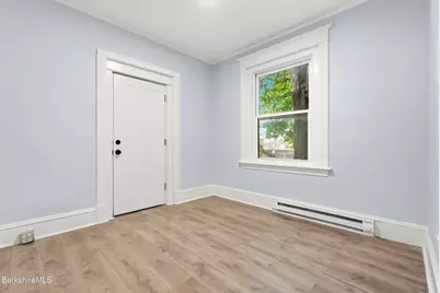 53 Orchard St, Pittsfield, MA 01201 - Photo 11