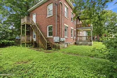 53 Orchard St, Pittsfield, MA 01201 - Photo 3