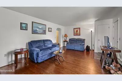 30 Joan Dr, Pittsfield, MA 01201 - Photo 5