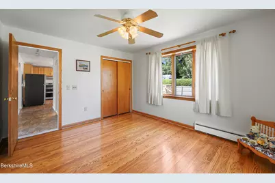 30 Joan Dr, Pittsfield, MA 01201 - Photo 15