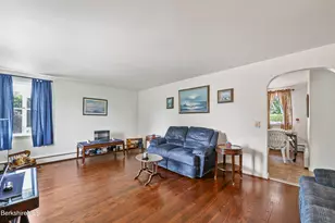30 Joan Dr, Pittsfield, MA 01201 - Photo 3