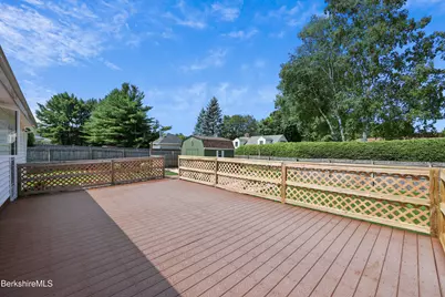 30 Joan Dr, Pittsfield, MA 01201 - Photo 25