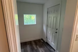 68 1/2 Columbia St, Adams, MA 01220 - Photo 5