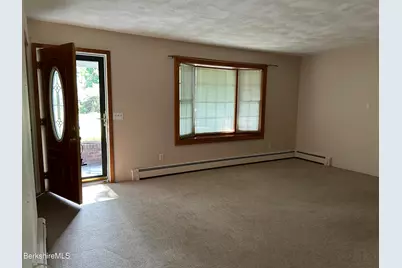 79 Clark Rd, Pittsfield, MA 01201 - Photo 3