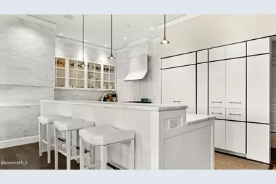 165 Kemble St #18, Lenox, MA 01240 - Photo 5