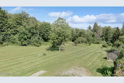 191 Fort Hill Ave, Pittsfield, MA 01201 - Photo 3