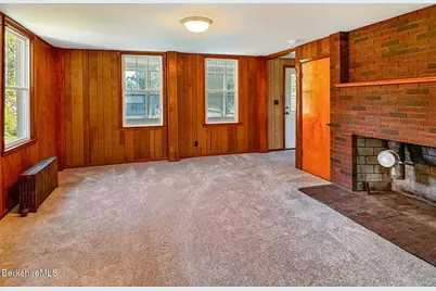 191 Fort Hill Ave, Pittsfield, MA 01201 - Photo 7