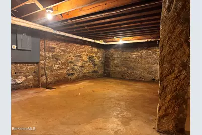 191 Fort Hill Ave, Pittsfield, MA 01201 - Photo 31
