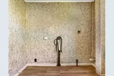 191 Fort Hill Ave, Pittsfield, MA 01201 - Photo 11