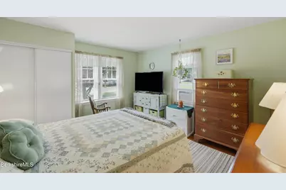 16 Patricia Ave, Pittsfield, MA 01201 - Photo 17
