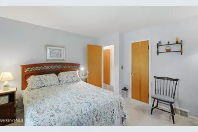 16 Patricia Ave, Pittsfield, MA 01201 - Photo 15