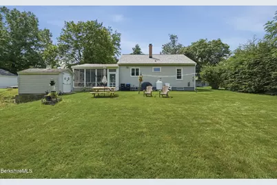 16 Patricia Ave, Pittsfield, MA 01201 - Photo 47