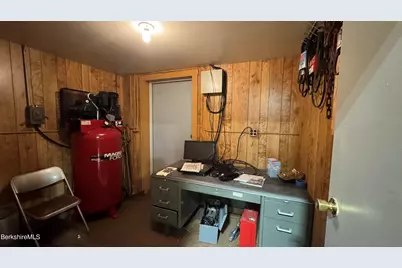 110 Union St, North Adams, MA 01247 - Photo 7