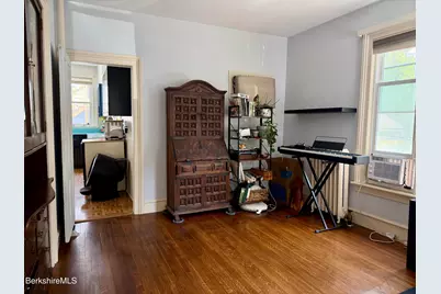50 Buel St, Pittsfield, MA 01201 - Photo 9