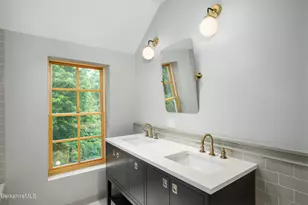 145-147 Pleasant St, North Adams, MA 01247 - Photo 17