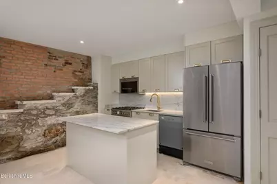 145-147 Pleasant St, North Adams, MA 01247 - Photo 39