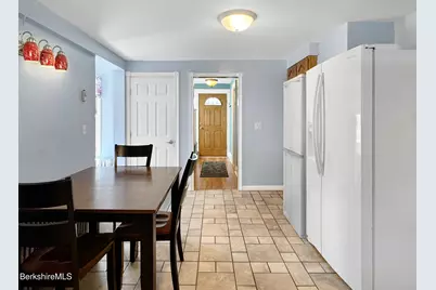 24 Mountain View Ter, Dalton, MA 01226 - Photo 11