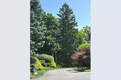80 Taconic Ave, Great Barrington, MA 01230 - Photo 17