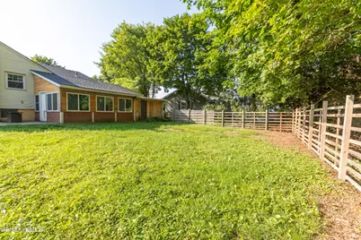 56 Saratoga Dr, Pittsfield, MA 01201 - Photo 39