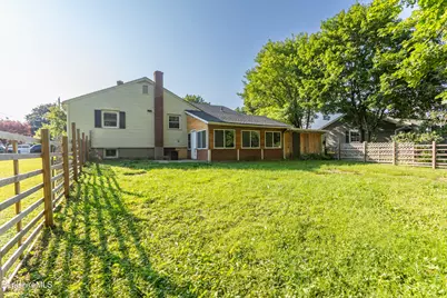 56 Saratoga Dr, Pittsfield, MA 01201 - Photo 5