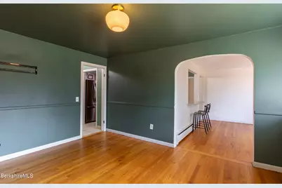56 Saratoga Dr, Pittsfield, MA 01201 - Photo 11