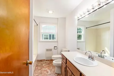 56 Saratoga Dr, Pittsfield, MA 01201 - Photo 21
