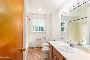 56 Saratoga Dr, Pittsfield, MA 01201 - Photo 21