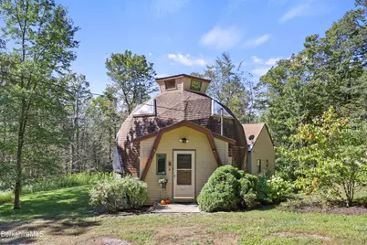 152 Sir Edwards Way, Becket, MA 01223 - Photo 3